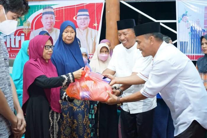 Gelar Bhakti Sosial dipenghujung Ramadhan, Bupati Depri Apresiasi Presidium Pemekaran