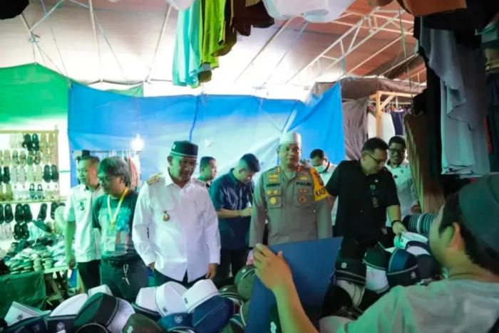 Wali Kota dan Forkopimda Belanja di Pasar Senggol