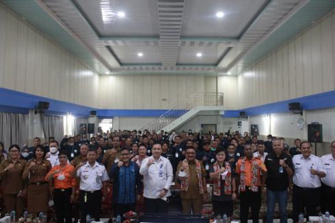 Maurits Mantiri Secara Resmi Buka SLCN Provinsi Sulut Tahun 2022