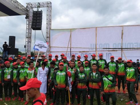 Bupati Bolmut Bakar Semangat 9 Atlet Agar Raih Prestasi