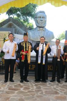 Monumen Pandita Nicolaas Phillip Wilken Diresmikan