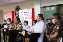 Jaksa Agung dan Ketua BPK Sampaikan Hasil Penghitungan Kerugian Negara Terkait Perkara Tipikor Pada Asabri  