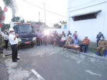 Mantiri-Hengky Launching Pemasangan Lampu