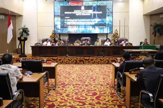 Walikota Hadiri Paripurna DPRD