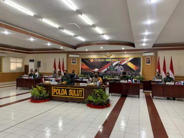 Danlantamal VIII Ikut Rapim TNI - Polri Secara Virtua