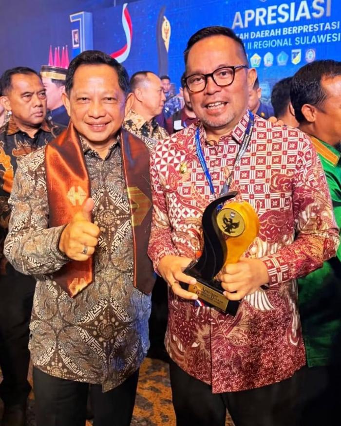 Wakil Wali Kota Manado Raih Terbaik II Kategori Kota Dalam Program 3 Juta Rumah