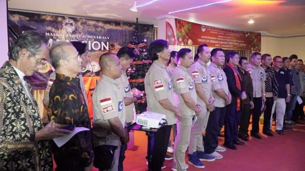 Walikota, Pimpin Ibadah Sambut Natal di Jemaat GMIM Sion Jakarta Utara dan Pelantikan Panji Yosua