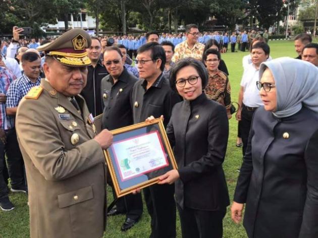 Yasti Terima Penghargaan K3 dari Gubernur