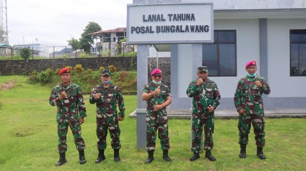  Danlantamal VIII Beri Arahan Kepada Personel Lanal Tahuna