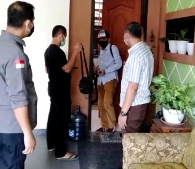 Saryono Bin Wirodihardjo Diamankan Tim Tabur Kejagung dan Kejati Jambi  