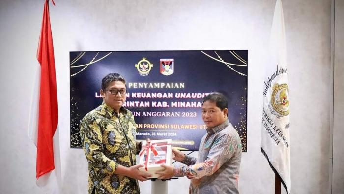 Pj Bupati Minahasa Serahkan LKPD 2023 Kepada BPK RI