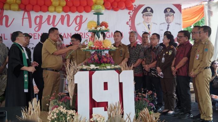 Maurits Mantiri Hadiri Ibadah Agung HUT Pekabaran Injil dan Pendidikan Kristen