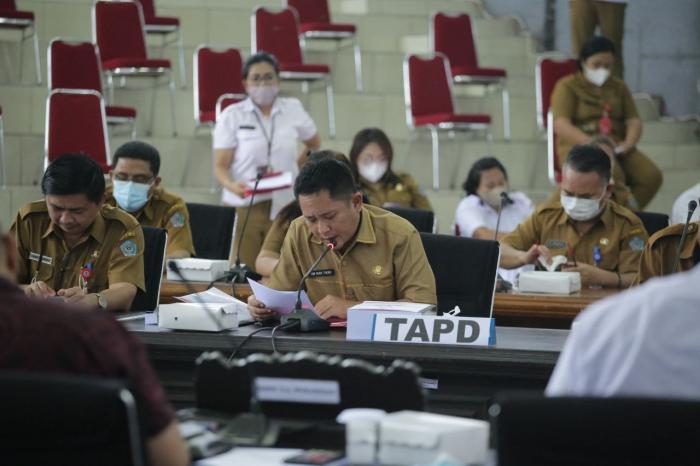 Bersama TAPD Rudy Theno Apresiasi Banggar DPRD Bitung