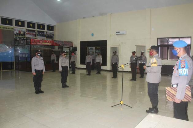 Terapkan Protokoler COVID-19, Polres Minsel Gelar Upacara Kenaikan Pangkat Delapan Personel Bintara