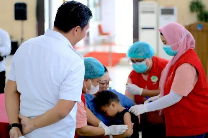 Wagub Kandouw Tinjau Imunisasi Campak Rubella