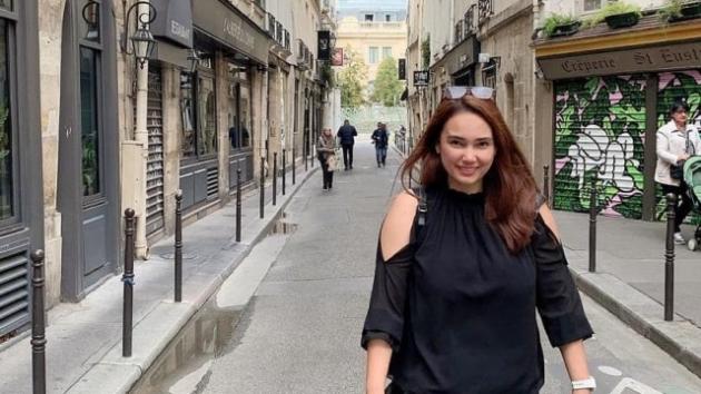 Curhat Feby Febiola yang Kini Botak karena Kemoterapi   