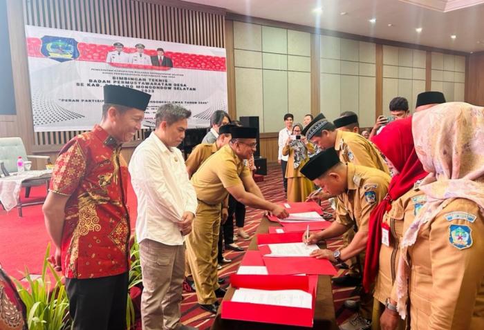 Bupati Buka Secara Resmi Bimtek BPD Se-Bolsel