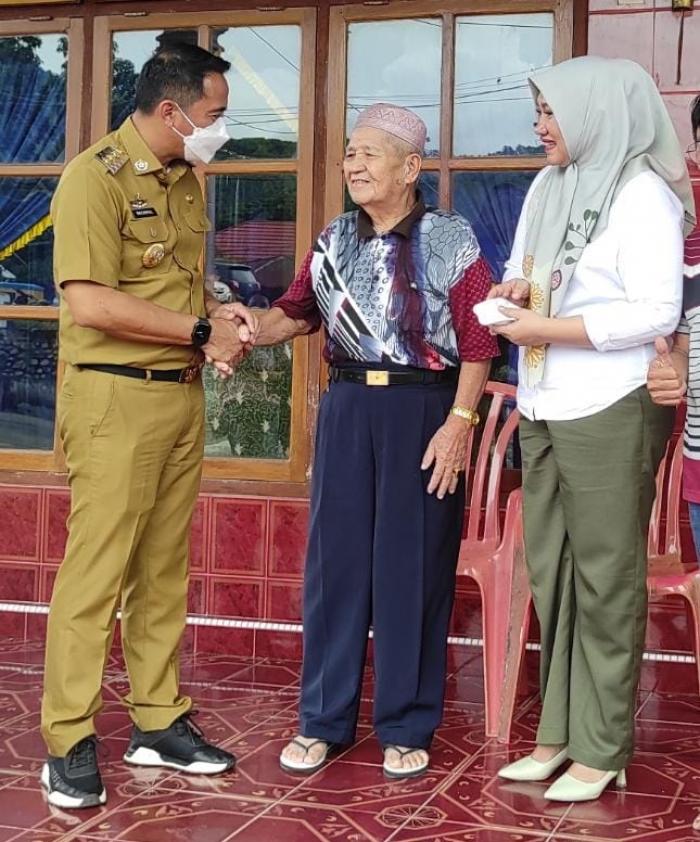 Lebaran Ketupat, Bupati Berabur dengan Masyarakat Kotabunan