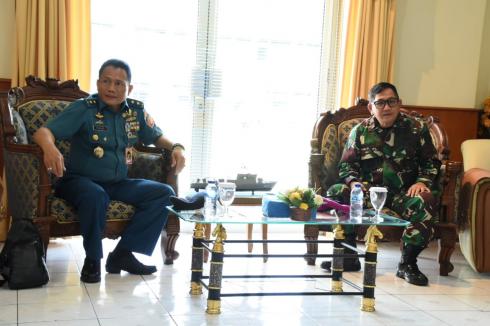 Danlantamal VIII Terima Kunjungan Kerja Tim Kemenkopolhukam