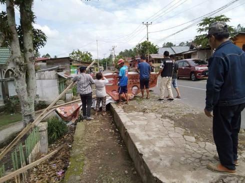 Bawaslu Boltim turunkan 1400 APK