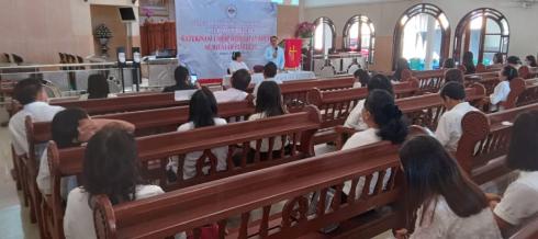 Pelsus Wilayah Pineleng Ikut Katekisasi Tahap III