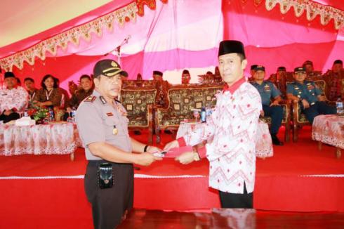 Pemkab Bolsel Hibahkan POS AL dan 2 Unit Mobil Patroli