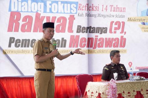 Jadi Narsum pada Dialog Rakyat Bertanya Pemerintah Menjawab, Bupati Tepis Isu Terkait Izin Alfamart dan Indomart