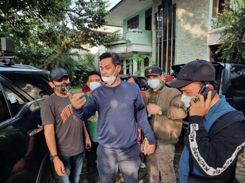 Kolaborasi Tim Tabur Kejagung dan Kejati Jambi Amankan Buronan Tipikor Pekerjaan Peningkatan Jalan Pondong Rangon