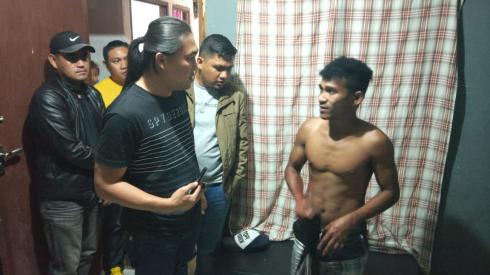 Buat Keributan dan Aniaya Pacarnya, Buruh Tomohon Diamankan Totosik