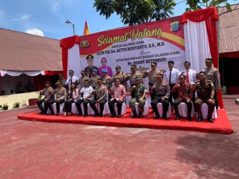 Ketua DPRD Meiddy Makalalag Sambut Kunjungan Kerja Kapolda Sulut