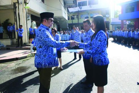 Wawali Manado Pimpin Apel Korpri