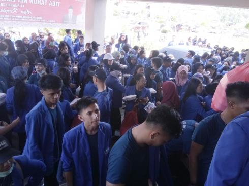 Ratusan Mahasiswa Poltekes Serbu Bolsel 