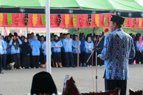 Pemkab Bolsel Isi OPD dengan Wajah Baru