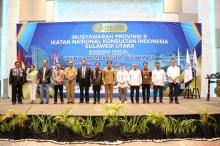 Walikota Angouw: Jadilah Ahli Untuk Bidang yang Digeluti