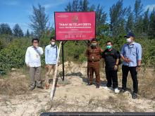 Pemasangan Tanda Penyitaan Aset Tanah Seluas 150.130 M2 Menyusul Penyitaan Aset Tanah di Kawasan Black Rock Golf Cluster Seluas 166.943 M2 Terkait Tersangka HH