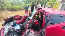 Kecelakaan Maut Mobil Truk Tabrak Honda Brio, Satu Keluarga Tewas