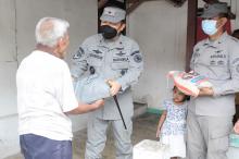   450 Paket Diterima Warga Talaud