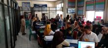 Warga Padati Dinas Dukcapil