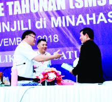 Penatua Vicky Lumentut Hadiri SMST ke-31 GMIM