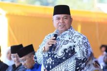 Lasena Pimpin Upcara HUT PGRI ke 74 dan Hari Guru Nasional 