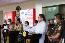 Jaksa Agung dan Ketua BPK Sampaikan Hasil Penghitungan Kerugian Negara Terkait Perkara Tipikor Pada Asabri  