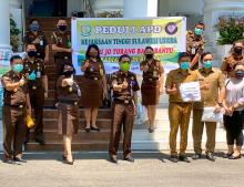 KAJATI SULUT BANTU APD PERKUAT PUSKESMAS DI KOTA MANADO