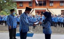 Dua ASN Boltim Terima SK Pensiun di Upacara Hari Korpri