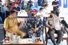 Danlantamal VIII Dampingi Gubernur Sulut Pantau Pulau Terluar